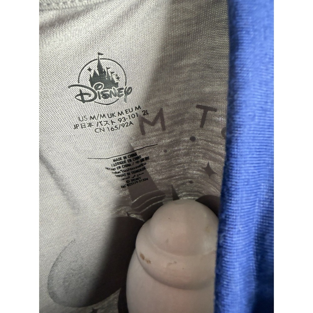 NWT Walt Disney World 50th Anniversary Minnie Mouse V-Neck Castle T-Shirt Tee M - Picture 8 of 8